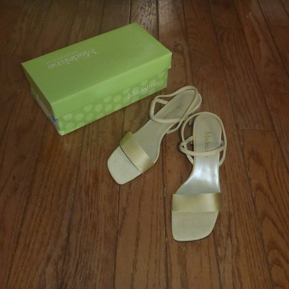 Women's Healed Sandles